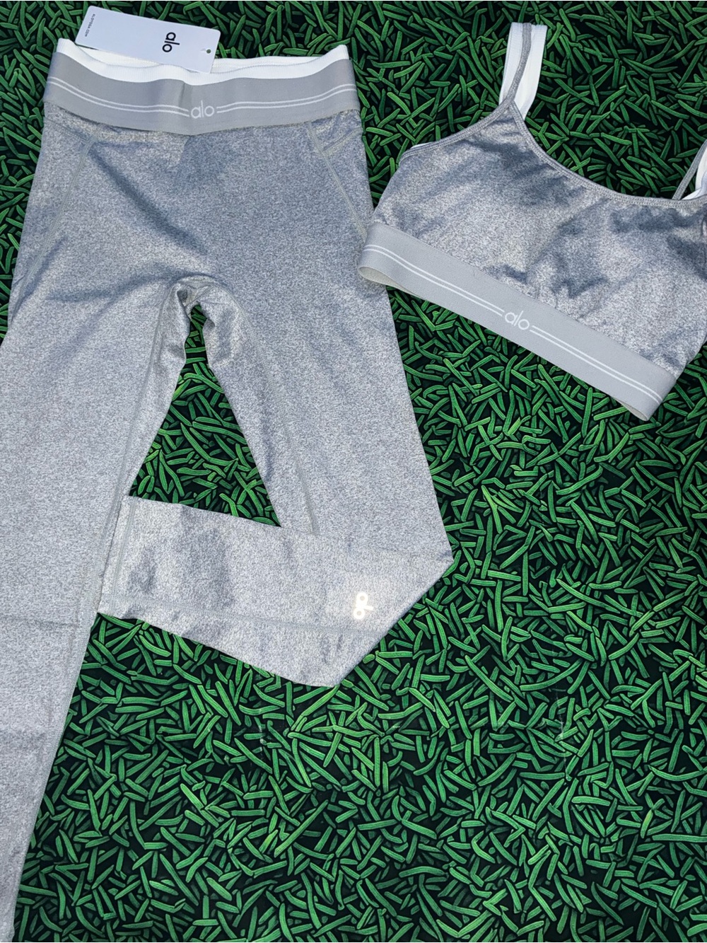 ALO Yoga Leggings & bra